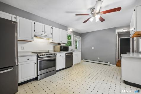 144 Woodland Drive Montville CT 06382