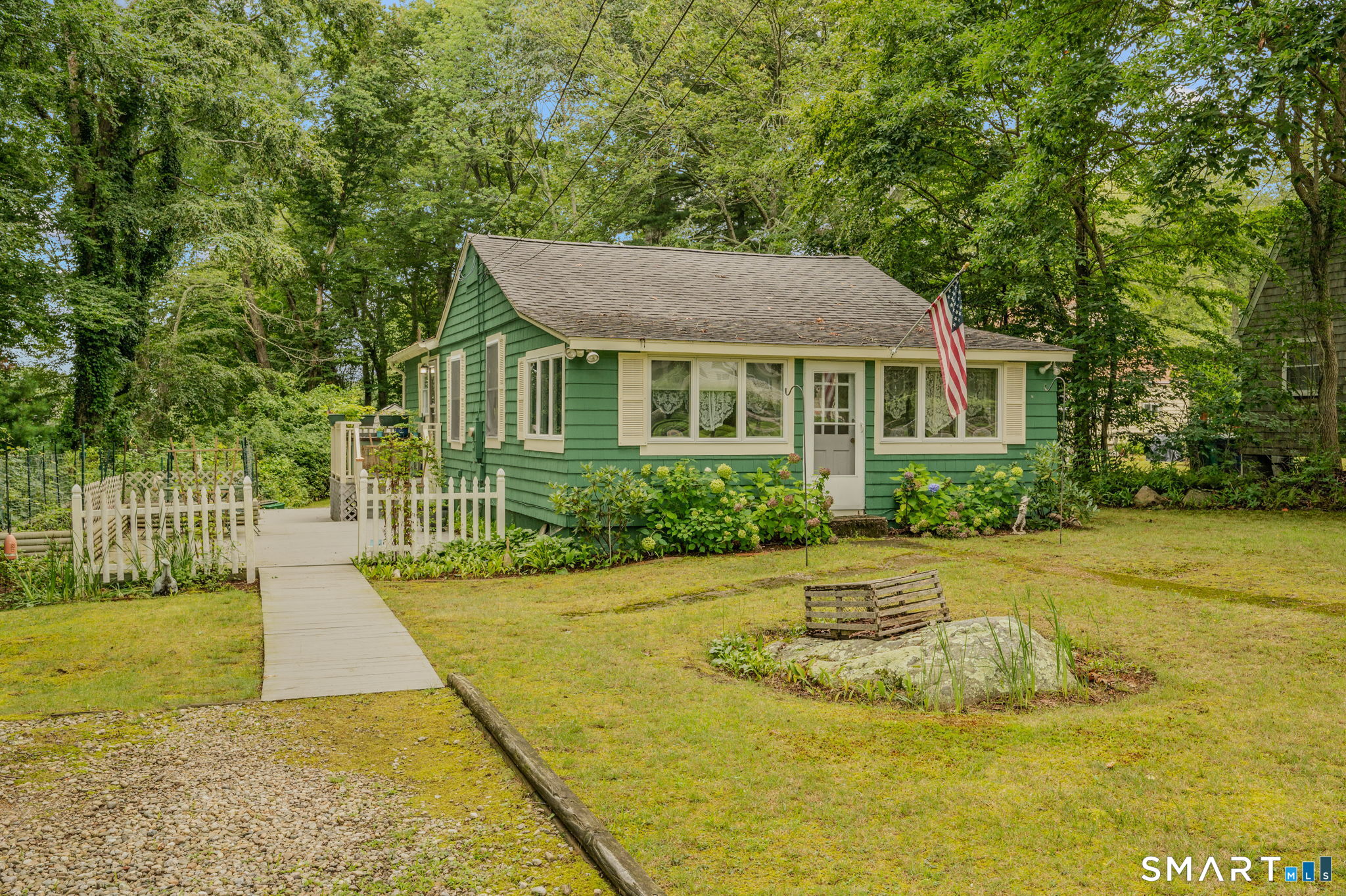 47 Goshen Road Waterford CT 06385