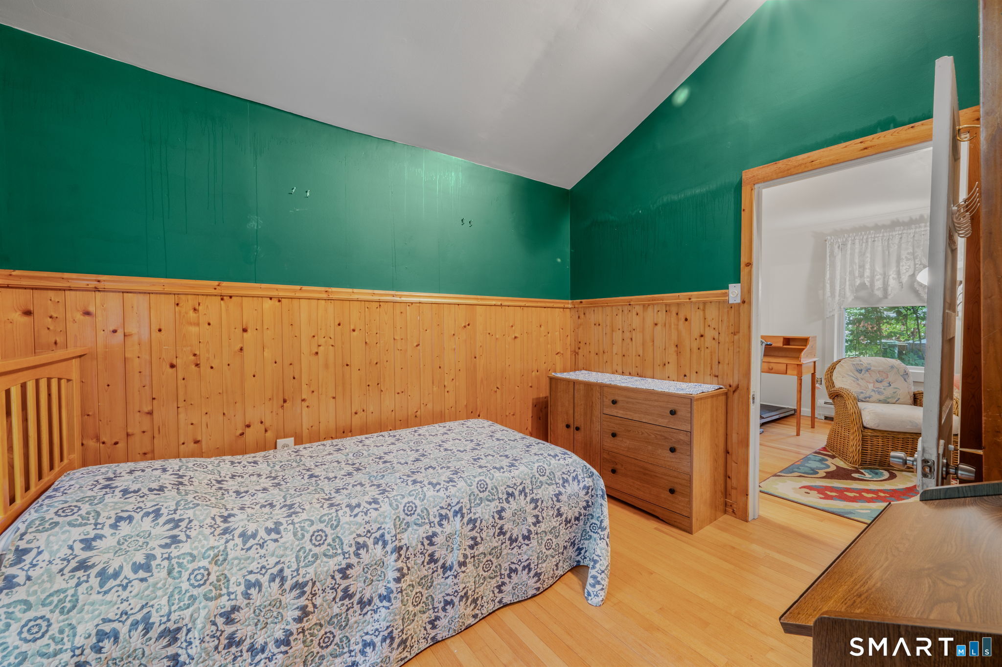 47 Goshen Road Waterford CT 06385