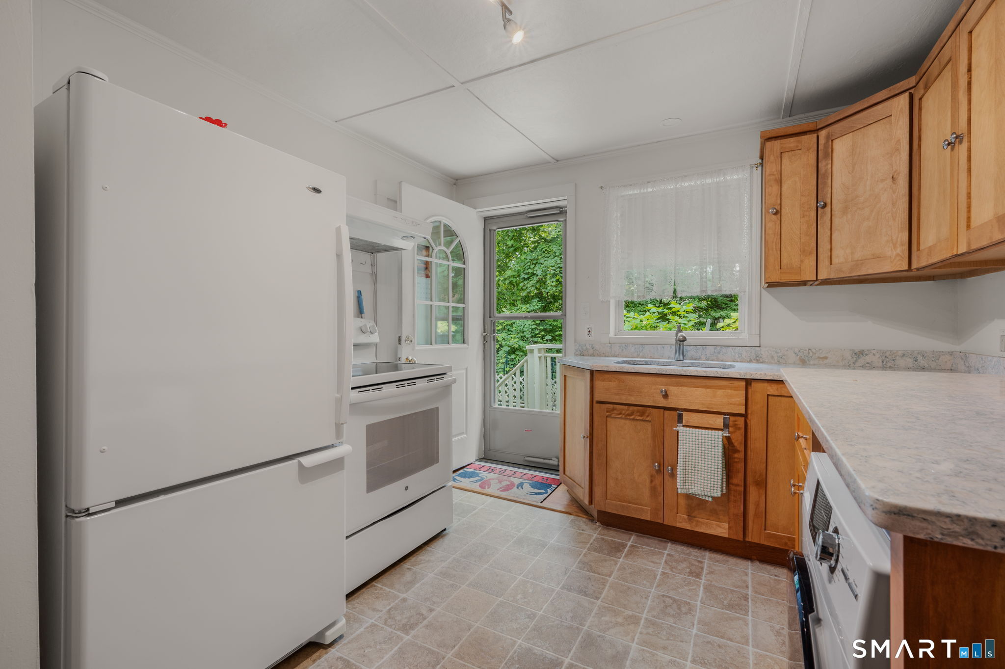47 Goshen Road Waterford CT 06385