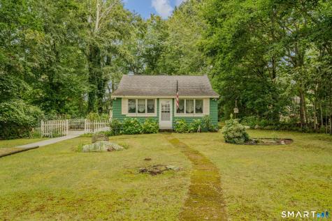 47 Goshen Road Waterford CT 06385
