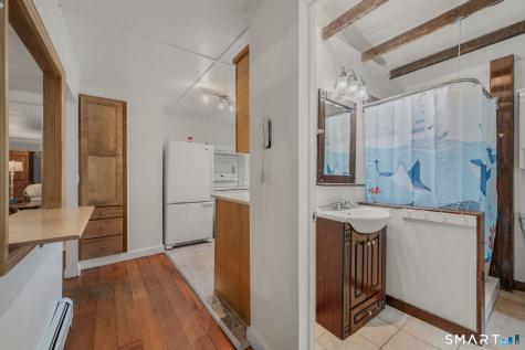 47 Goshen Road Waterford CT 06385
