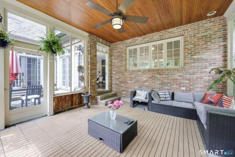 14 Robkins Road Avon CT 06001