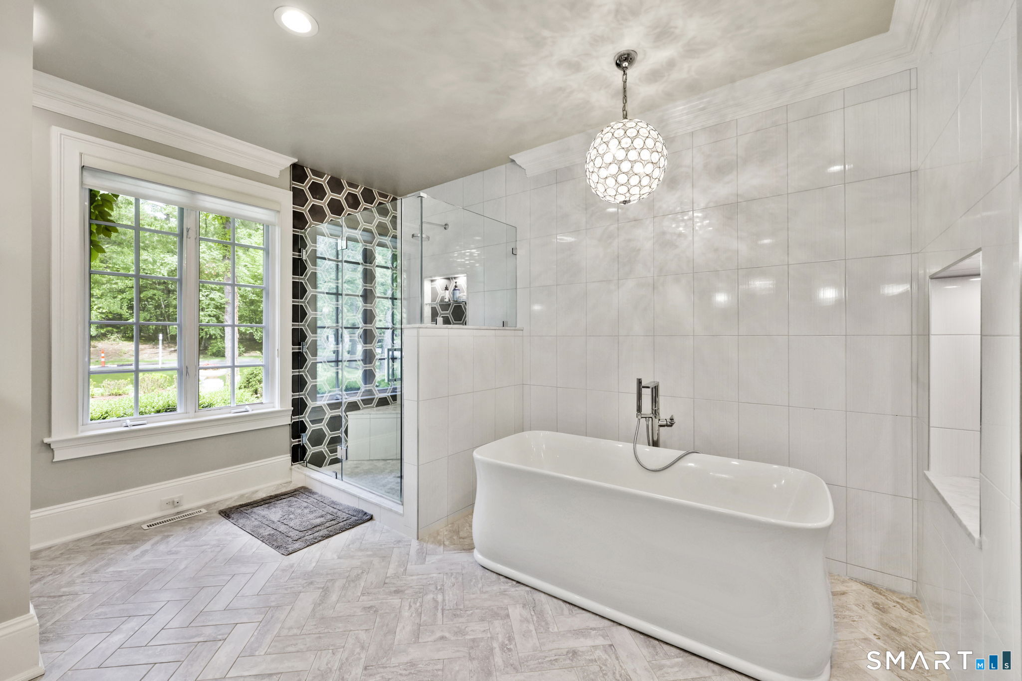 14 Robkins Road Avon CT 06001