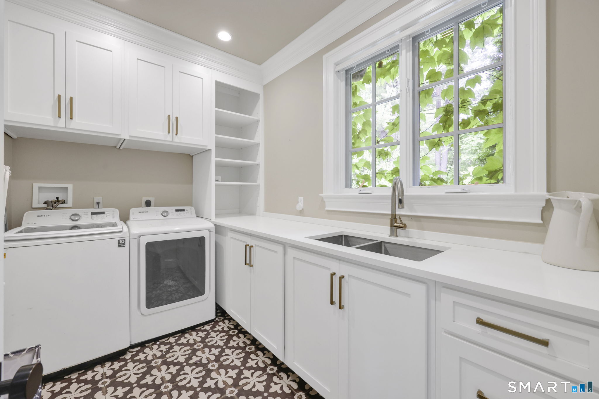 14 Robkins Road Avon CT 06001