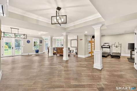 14 Robkins Road Avon CT 06001