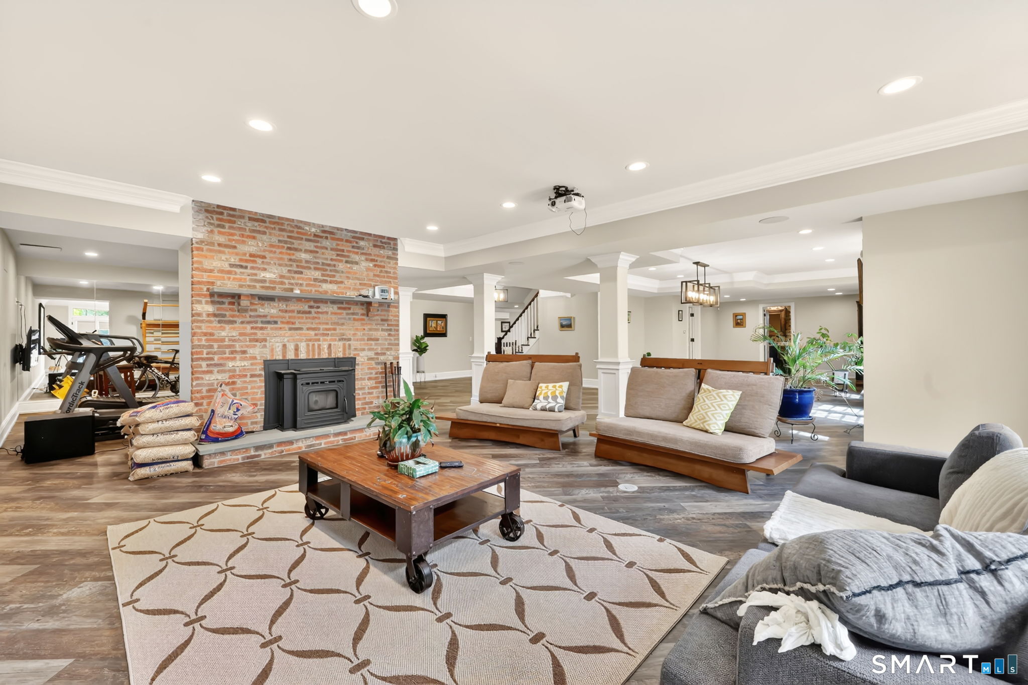 14 Robkins Road Avon CT 06001