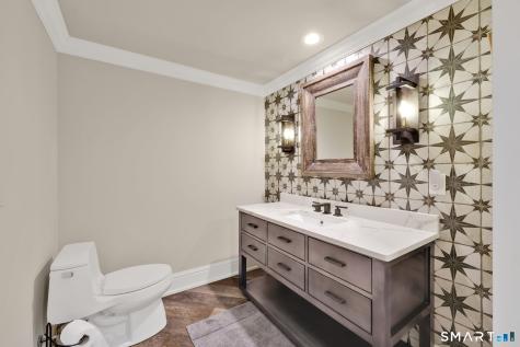 14 Robkins Road Avon CT 06001