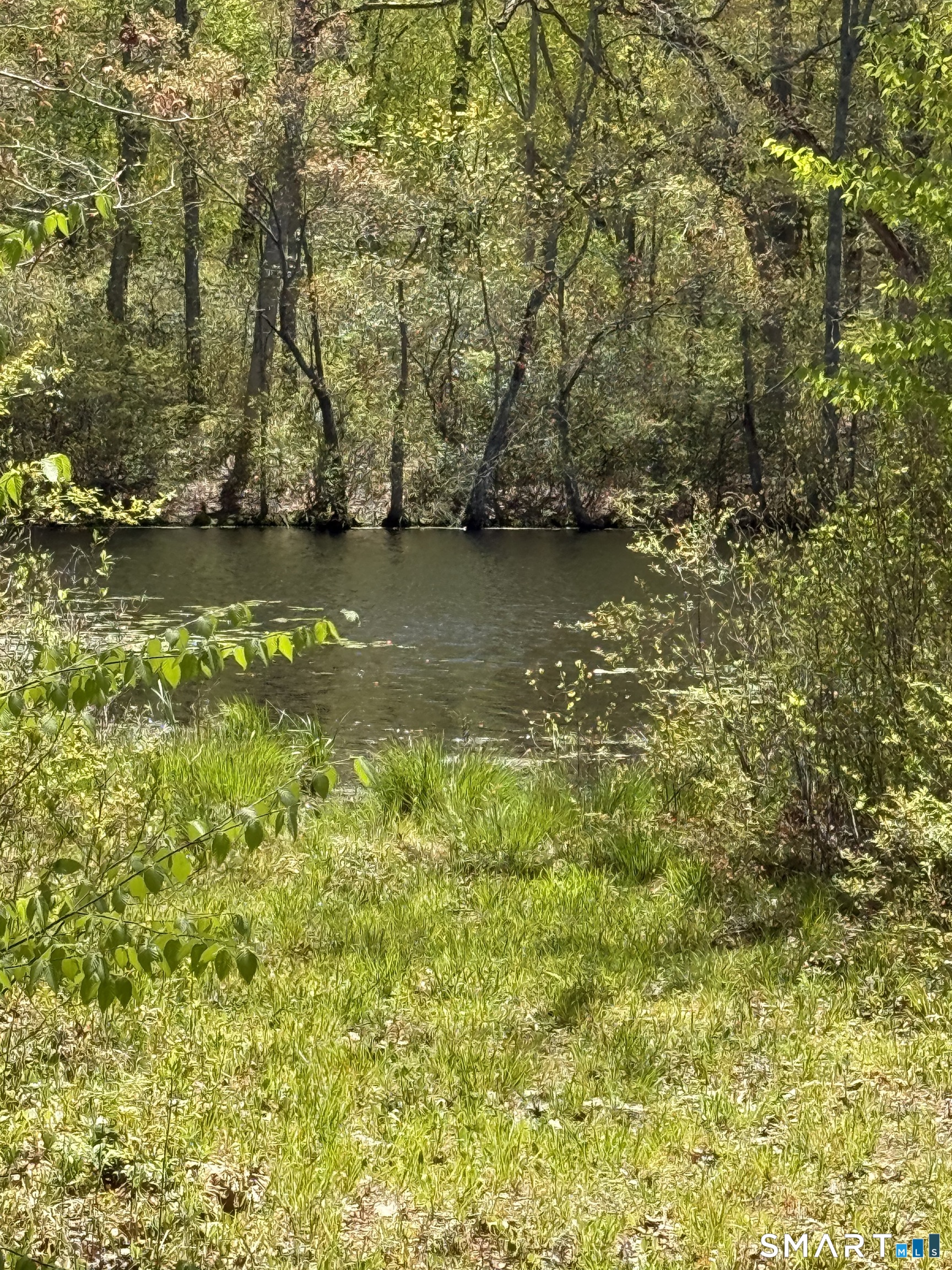 24 Oak Road Montville CT 06370