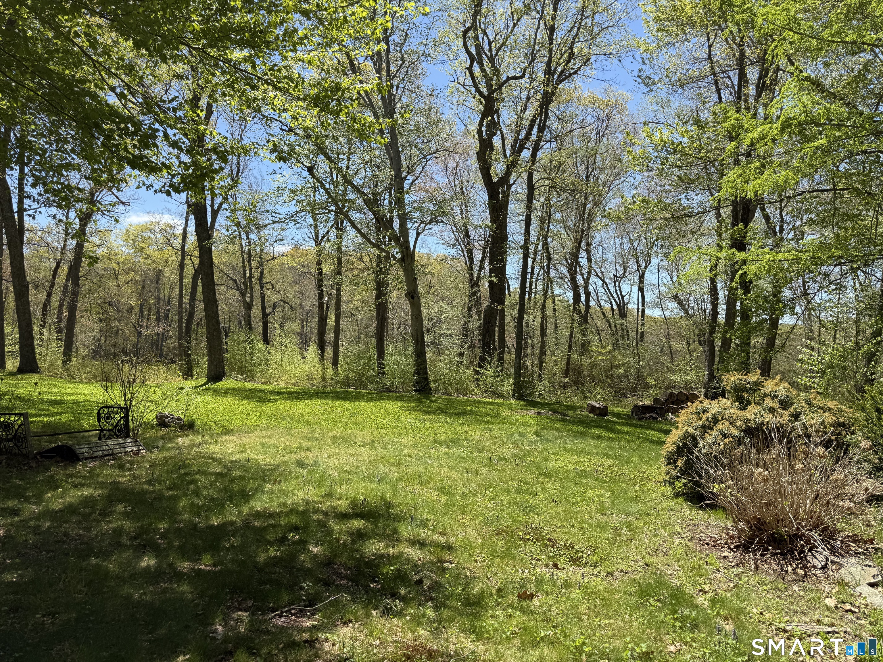 24 Oak Road Montville CT 06370