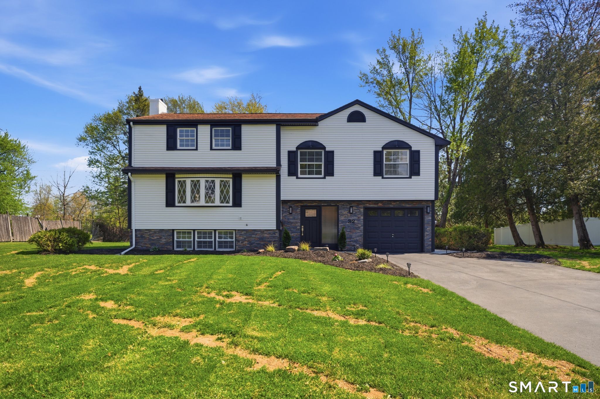 32 Brentwood Drive Bloomfield CT 06002