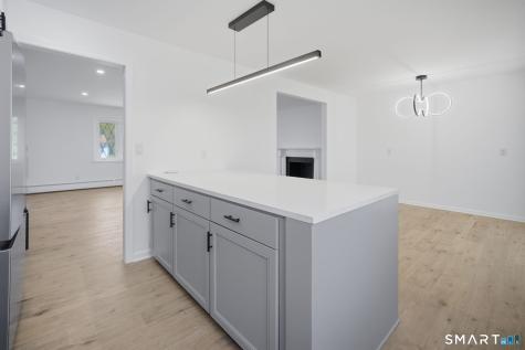 32 Brentwood Drive Bloomfield CT 06002