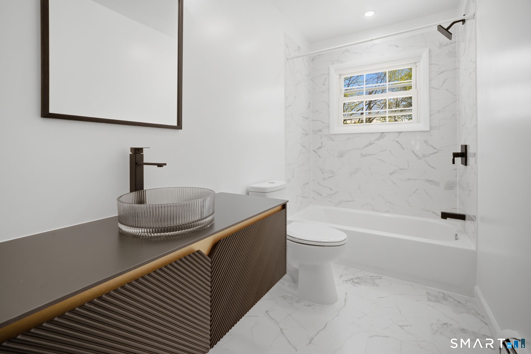 32 Brentwood Drive Bloomfield CT 06002