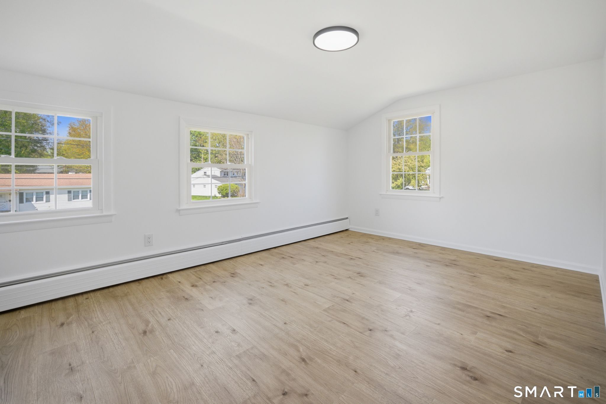 32 Brentwood Drive Bloomfield CT 06002