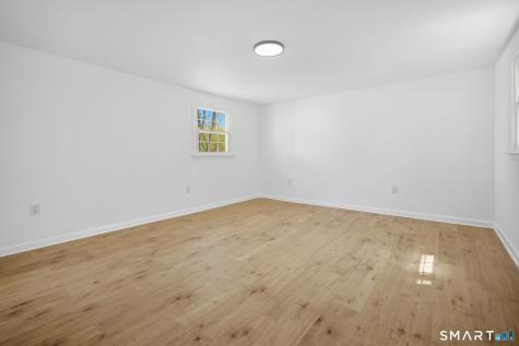 32 Brentwood Drive Bloomfield CT 06002