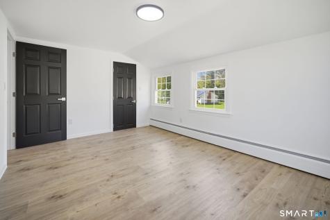 32 Brentwood Drive Bloomfield CT 06002