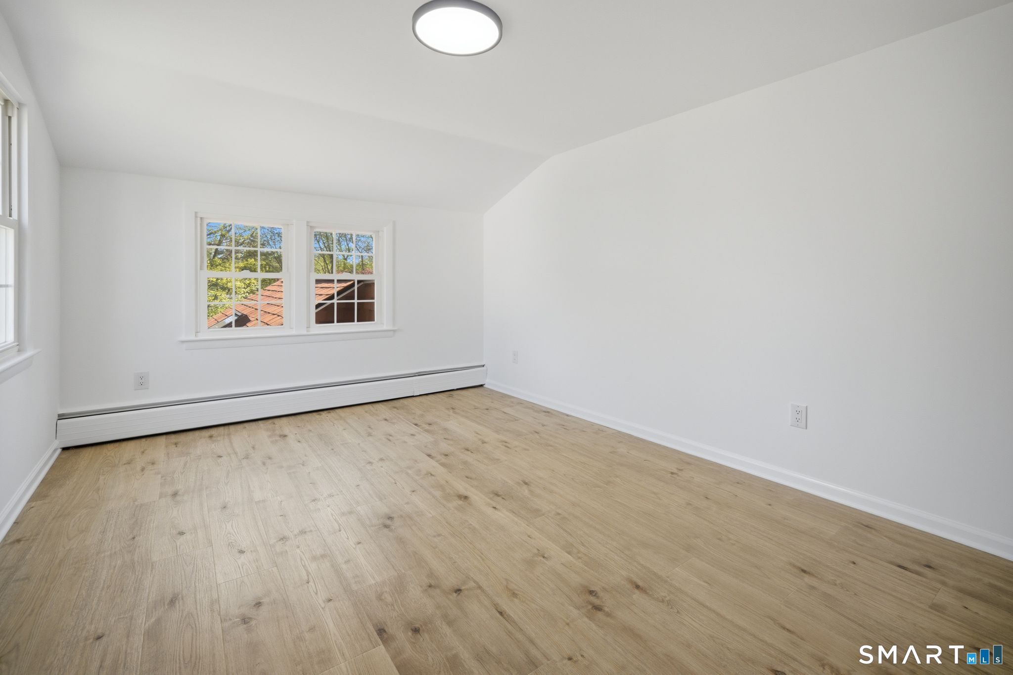 32 Brentwood Drive Bloomfield CT 06002