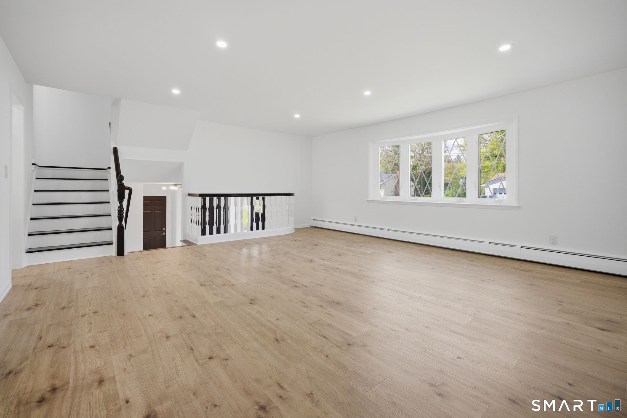 32 Brentwood Drive Bloomfield CT 06002