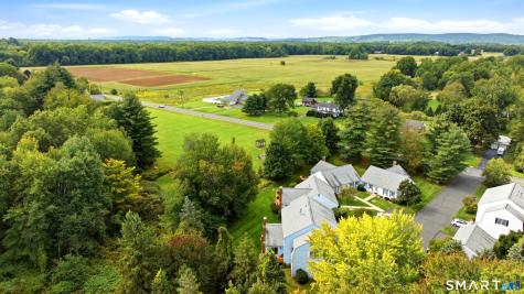 4 Oxford Drive Suffield CT 06078