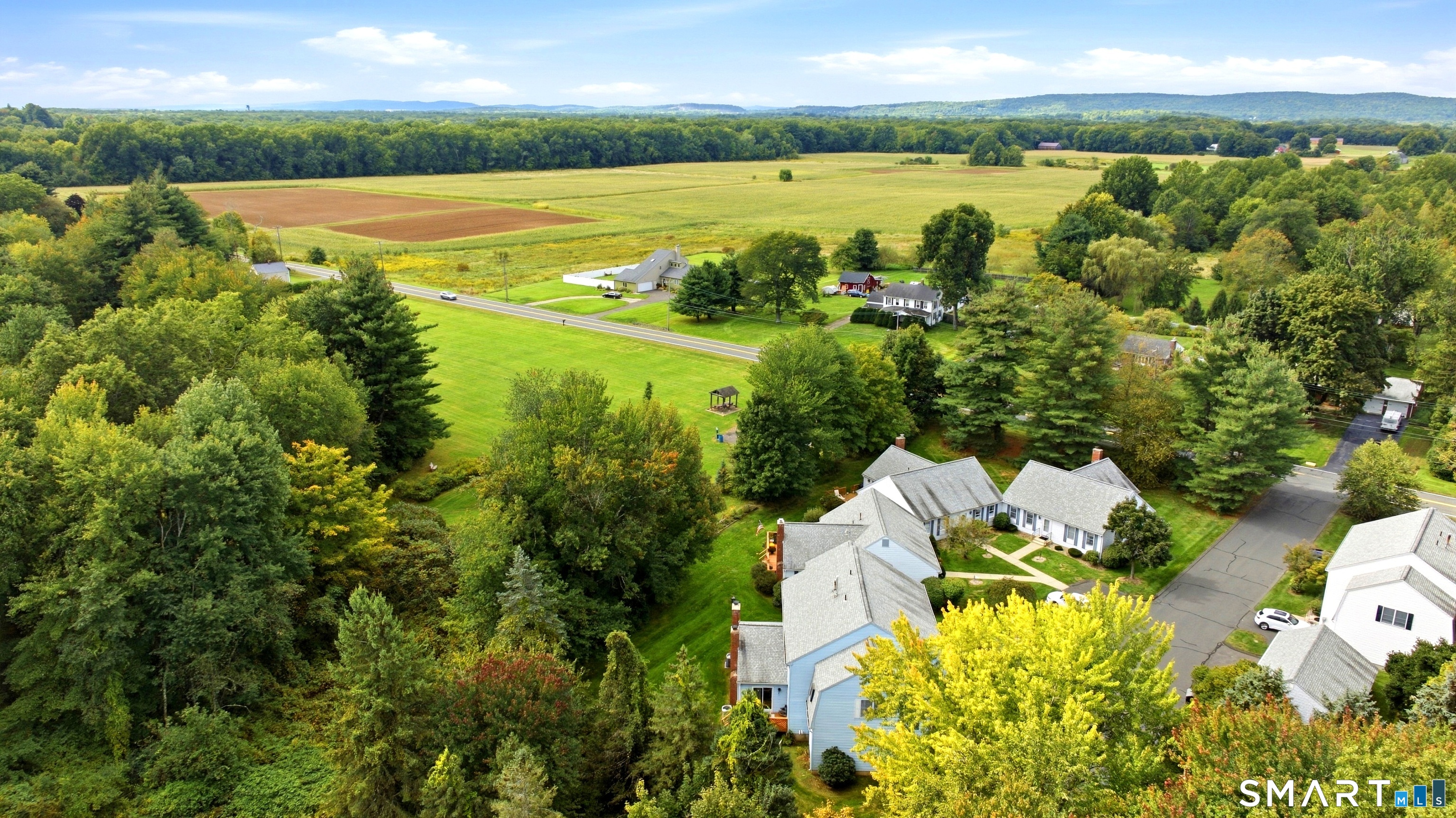 4 Oxford Drive Suffield CT 06078