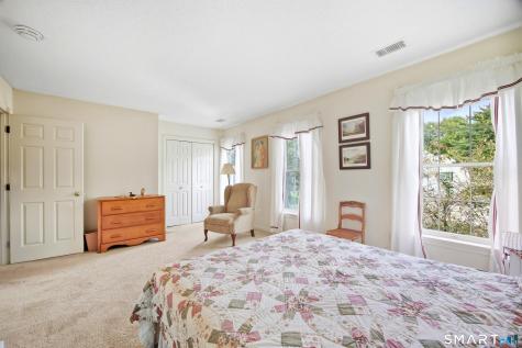 4 Oxford Drive Suffield CT 06078
