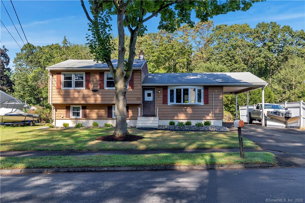 20 Robin Court North Haven CT 06473