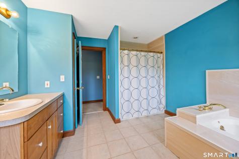694 Millbrook Road Middletown CT 06457