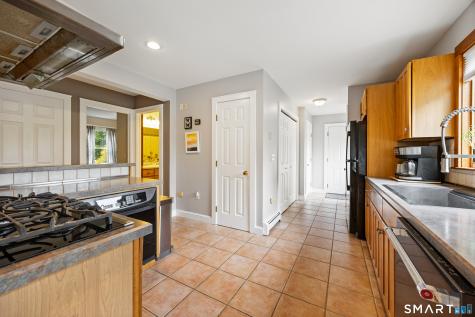 694 Millbrook Road Middletown CT 06457