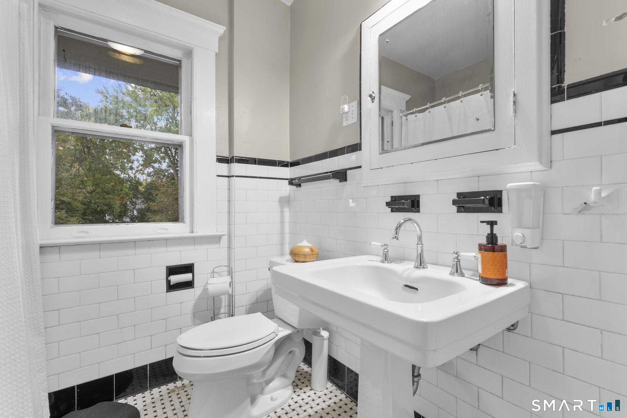 147 Alden Avenue New Haven CT 06515