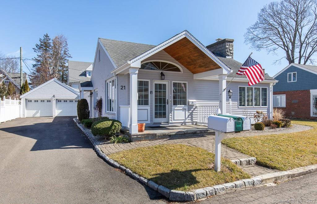 21 Crescent Bluff Avenue Branford CT 06405