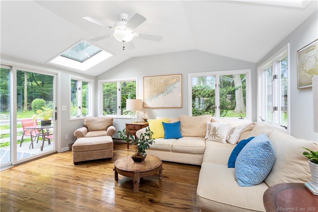 28 Burchard Lane Norwalk CT 06853