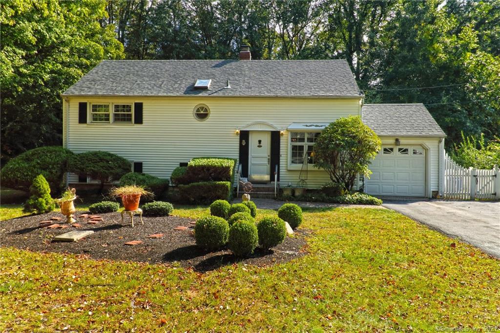 328 Narrow Lane Orange CT 06477