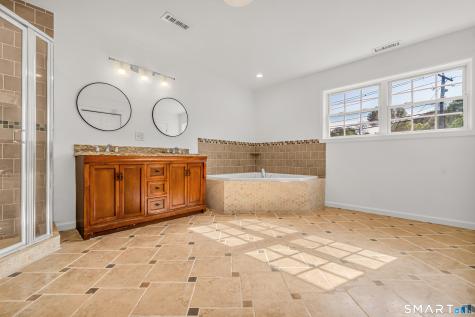 1770 Stratfield Road Fairfield CT 06825