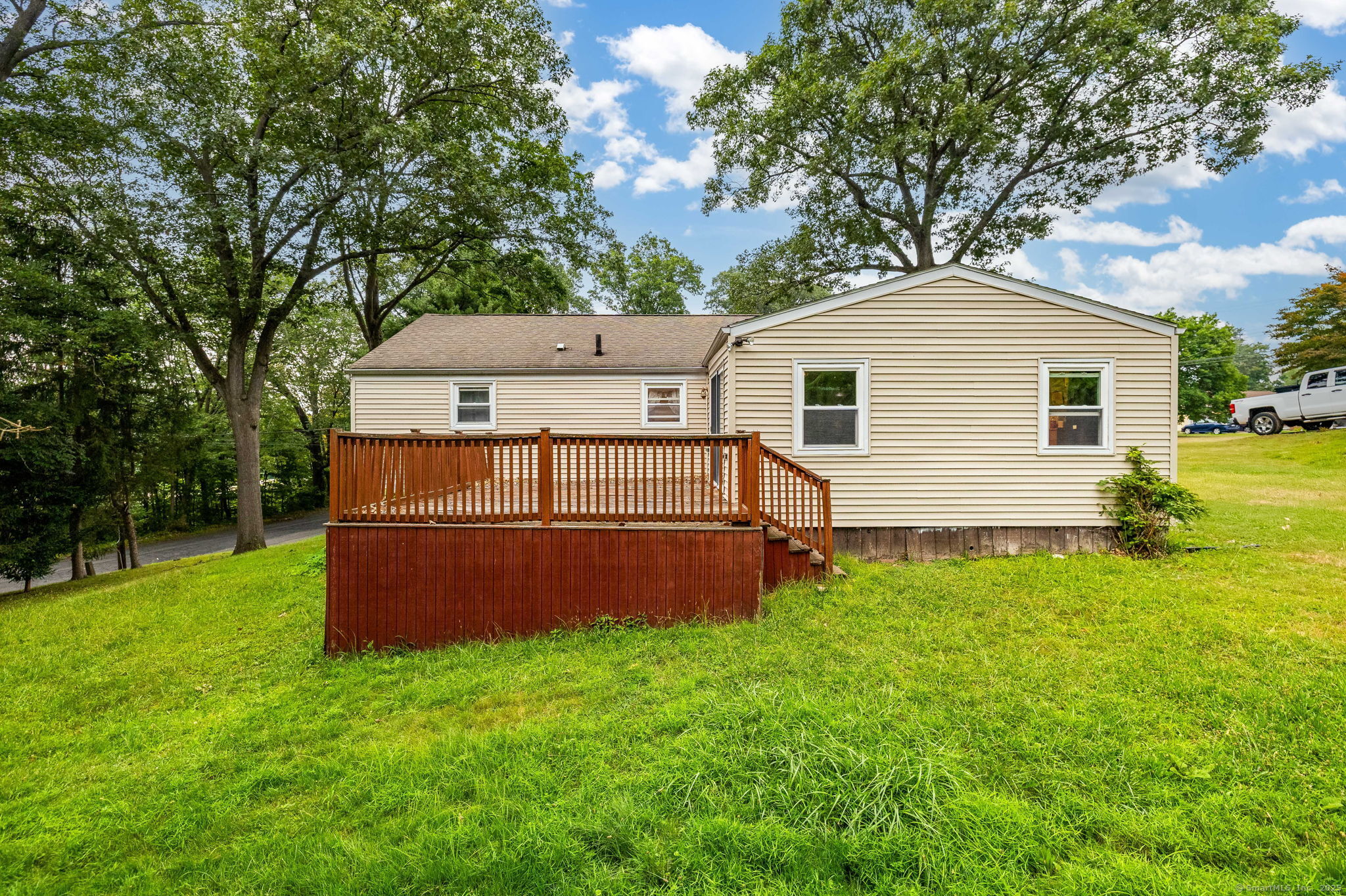 173 Timber Trail Wethersfield CT 06109