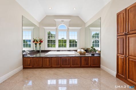 83 Bayberry Hill Road Avon CT 06001