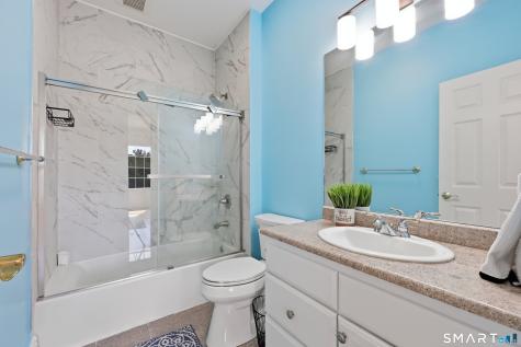 83 Bayberry Hill Road Avon CT 06001