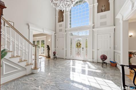 83 Bayberry Hill Road Avon CT 06001