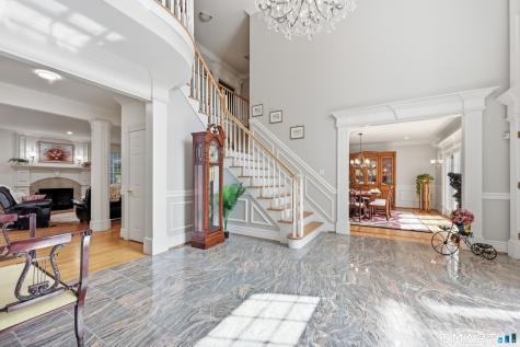 83 Bayberry Hill Road Avon CT 06001