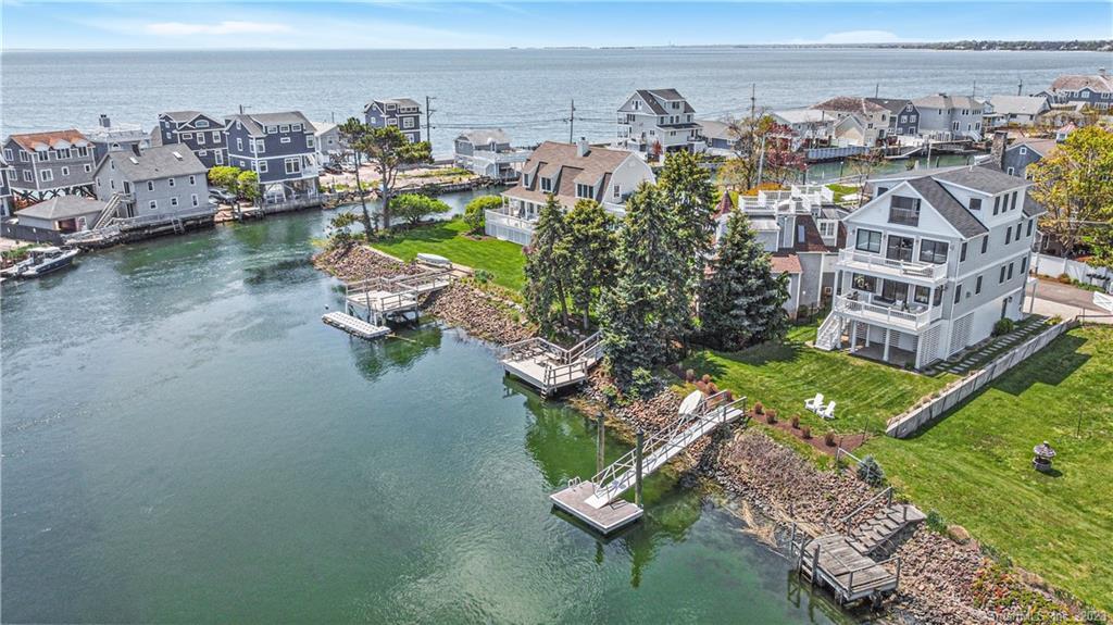 459 Pine Creek Avenue Fairfield CT 06824