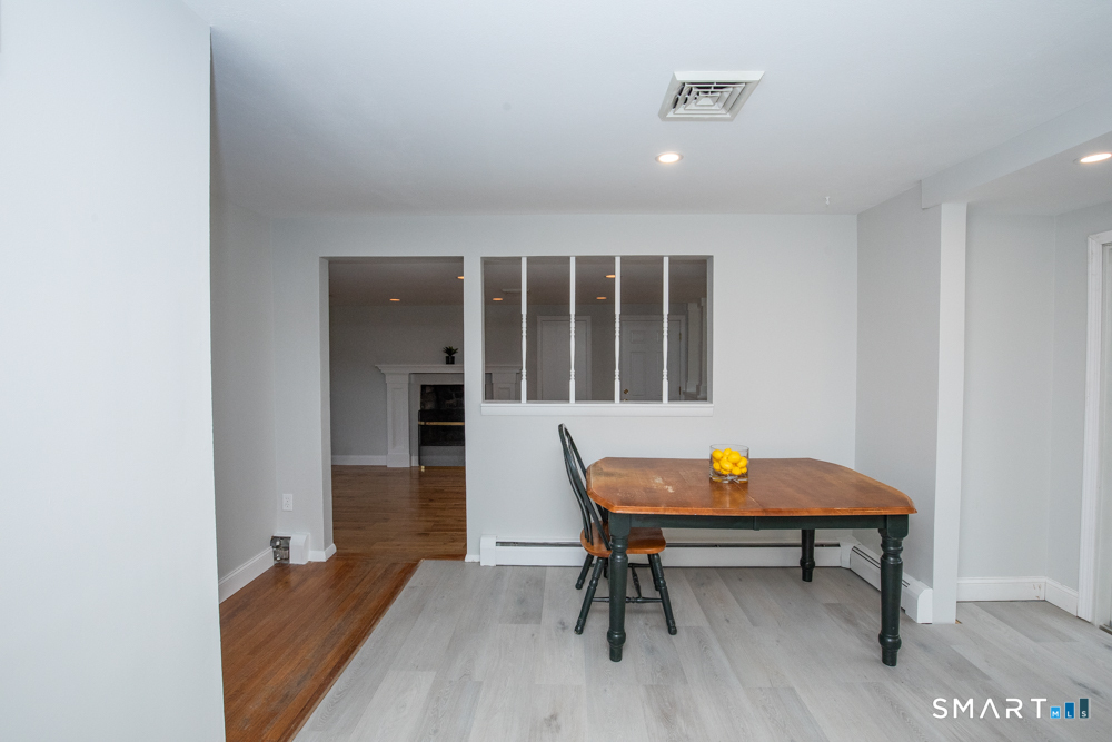 36 Jamestown Circle Wallingford CT 06492