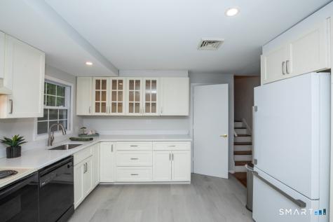 36 Jamestown Circle Wallingford CT 06492