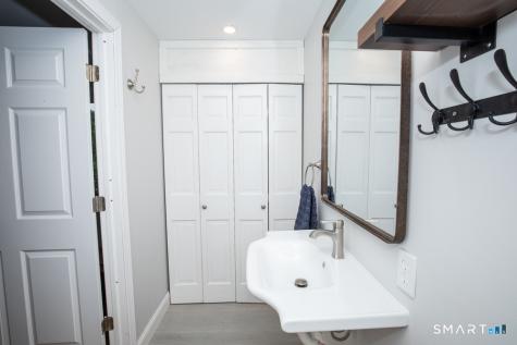 36 Jamestown Circle Wallingford CT 06492