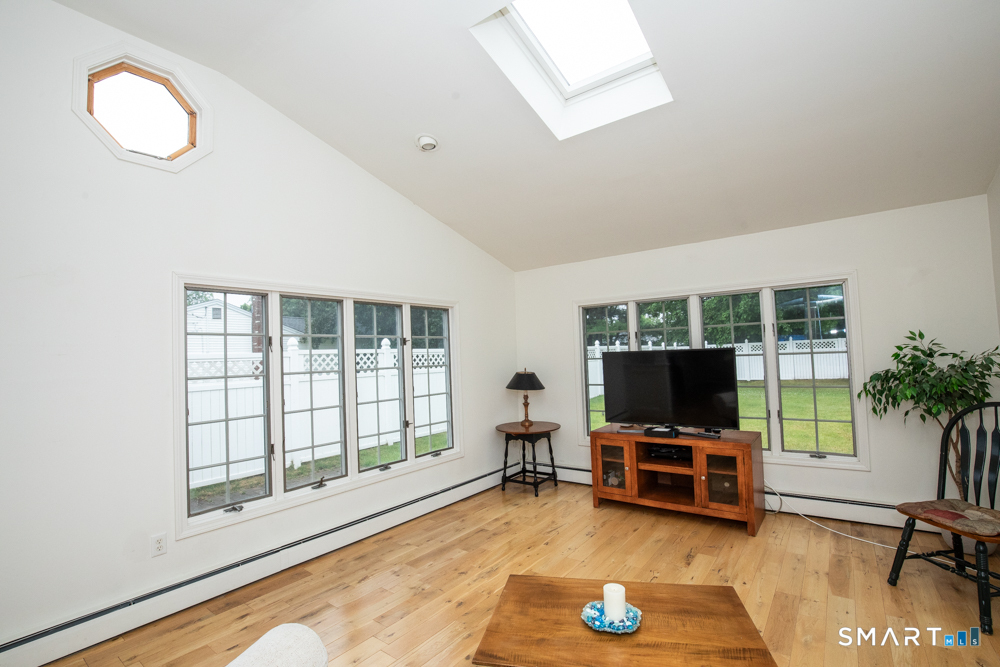 36 Jamestown Circle Wallingford CT 06492