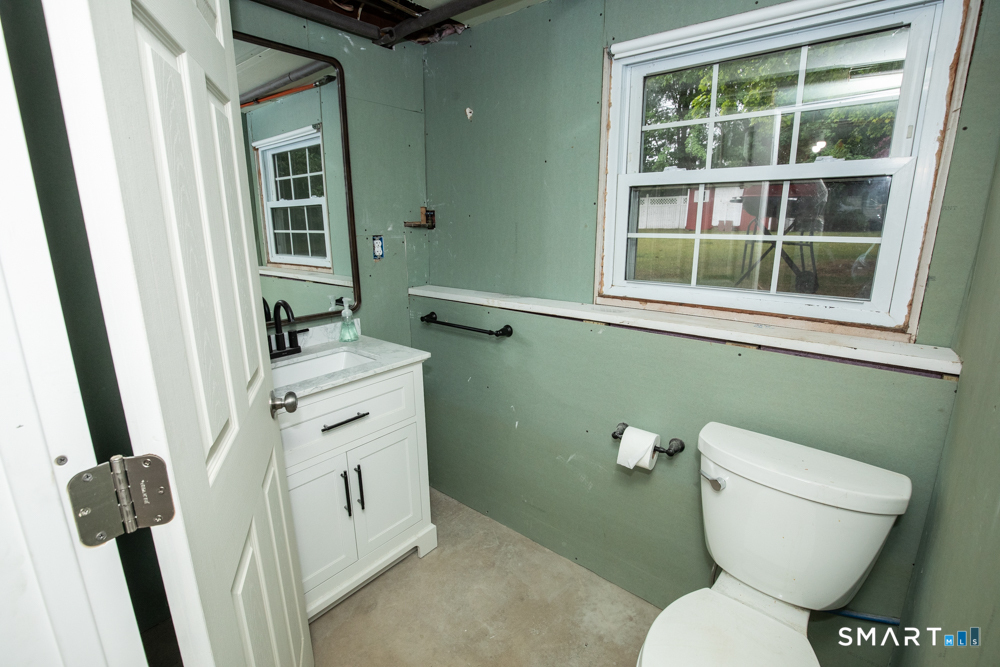 36 Jamestown Circle Wallingford CT 06492