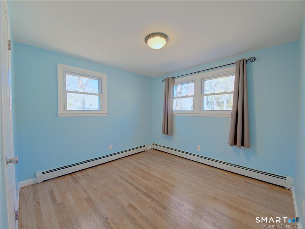38 Pond Drive North Stonington CT 06359