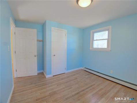 38 Pond Drive North Stonington CT 06359