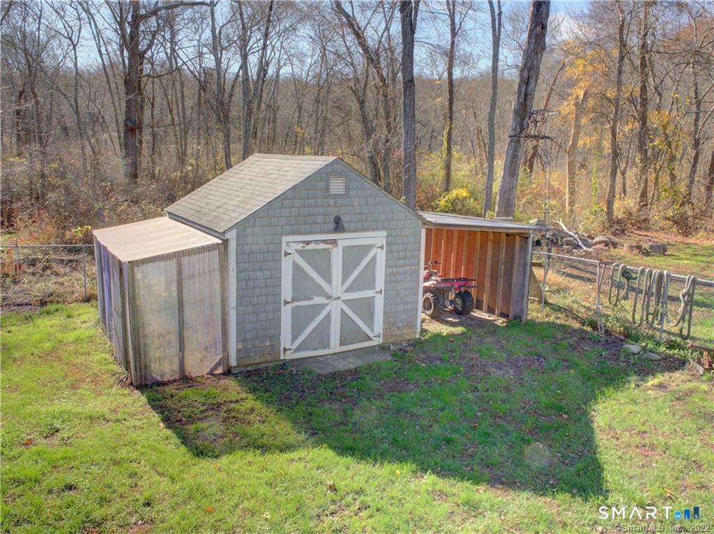 38 Pond Drive North Stonington CT 06359