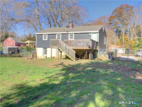 38 Pond Drive North Stonington CT 06359