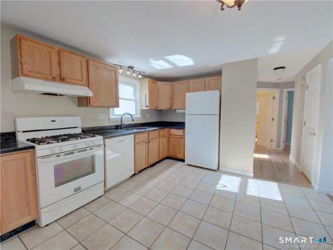 38 Pond Drive North Stonington CT 06359