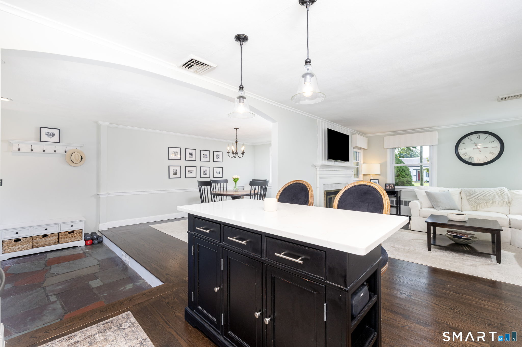 597 Maple Street Wethersfield CT 06109
